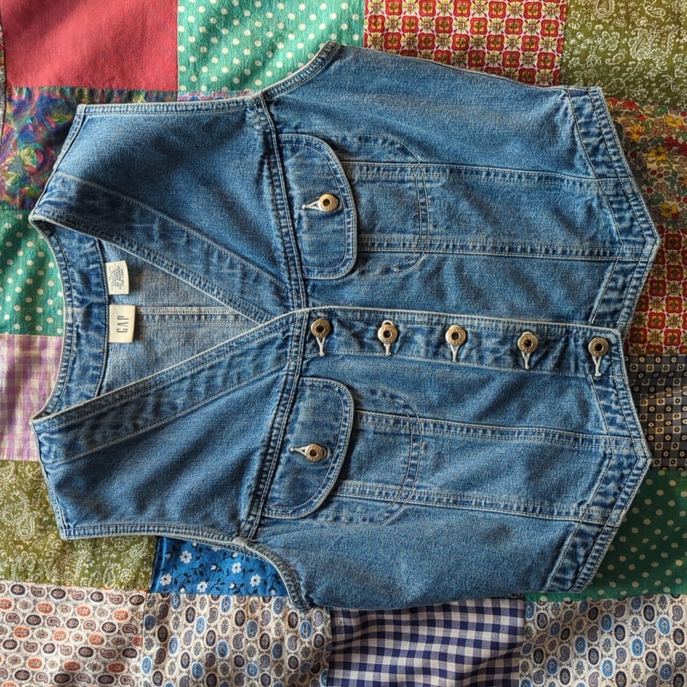 Vintage GAP Denim Button-Front Vest Medium